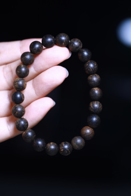 8mm达拉干沉水手串0.8沉香单圈手链8.45克圆珠满油
