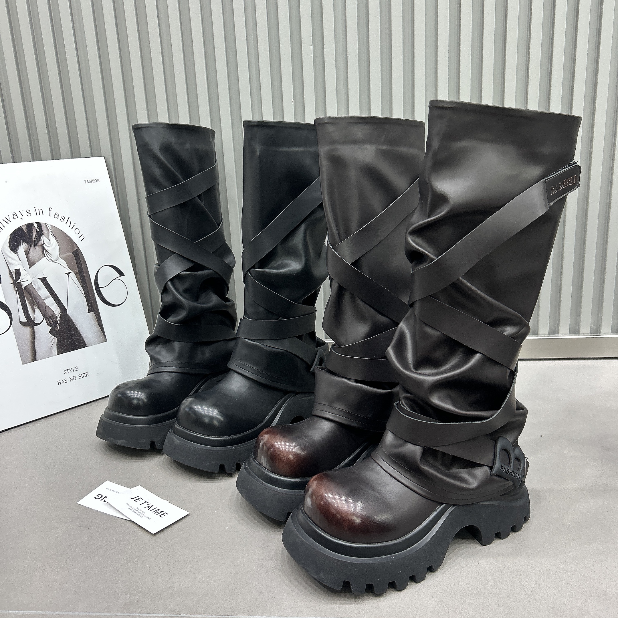 欧货爆款小个子皮带扣裤管长靴女靴2025秋冬季新款堆堆长筒骑士靴