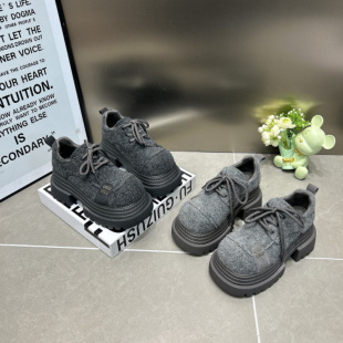 欧货灰色经典 毛呢系带厚底松糕三层底小个子8cm大头字母乐福女鞋