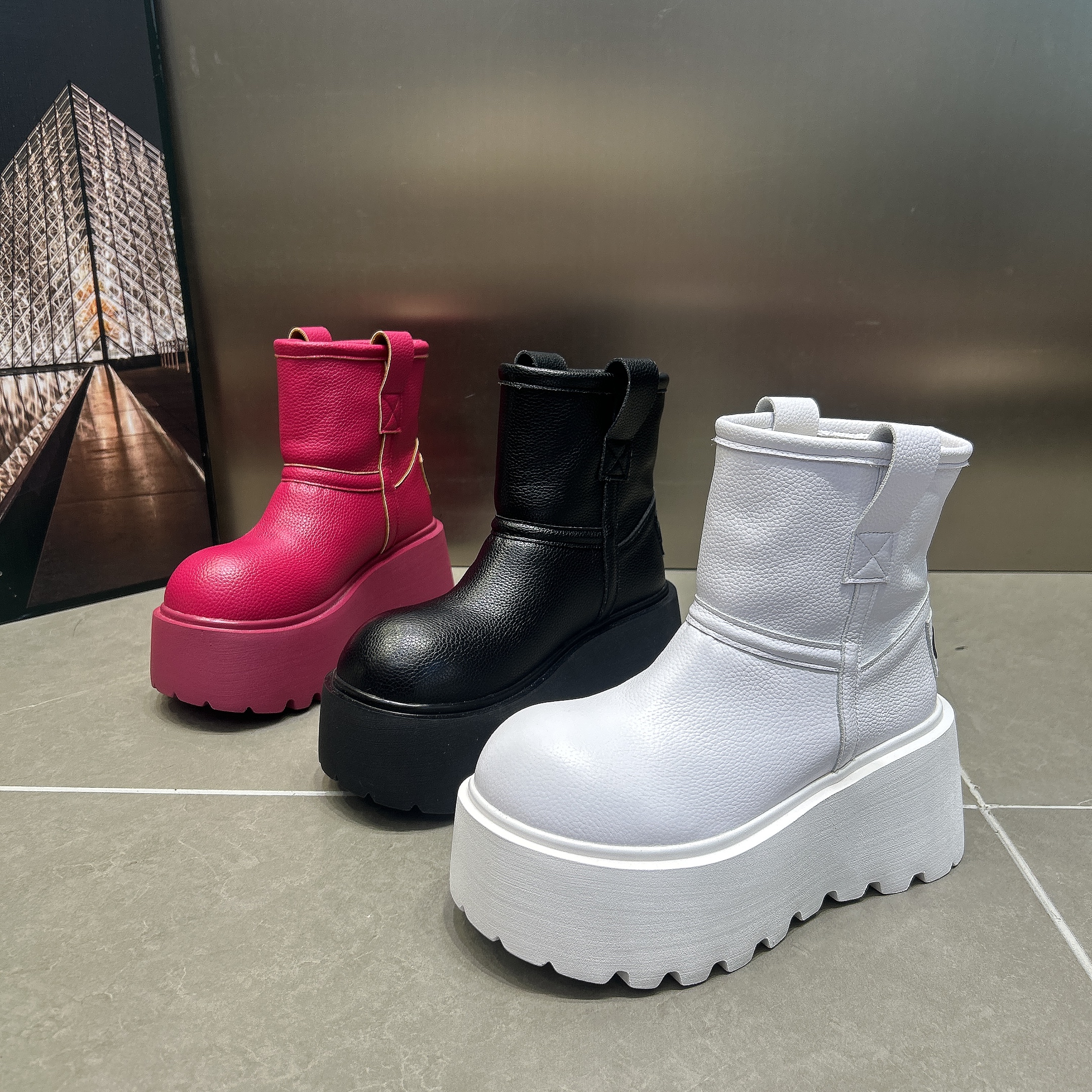 抖音爆款厚底8cm增高雪地靴加厚女短靴2025年新款加绒松糕底棉鞋