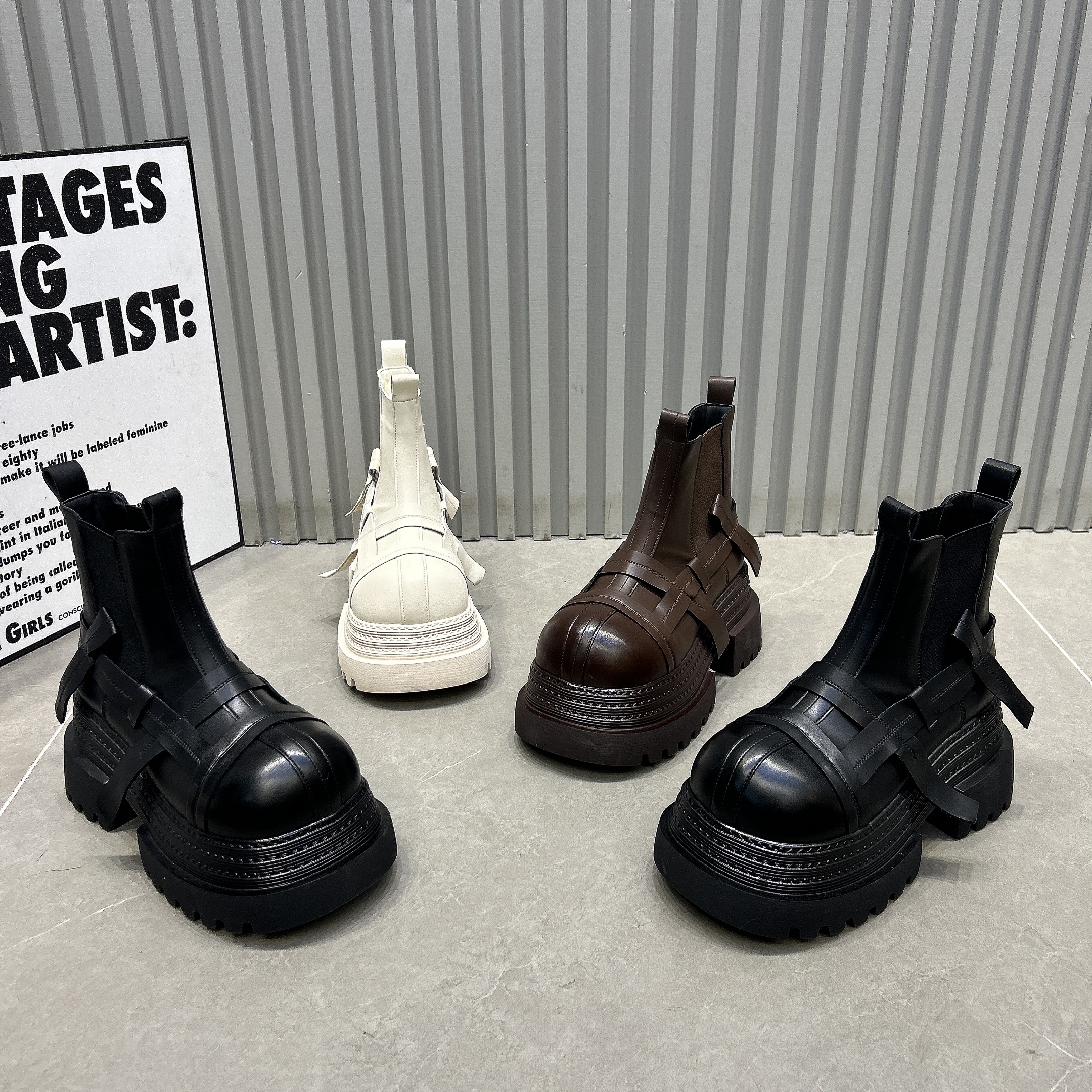 大头马丁靴女鞋2025新款真皮厚底松糕套筒短靴8cm增高加绒烟筒靴