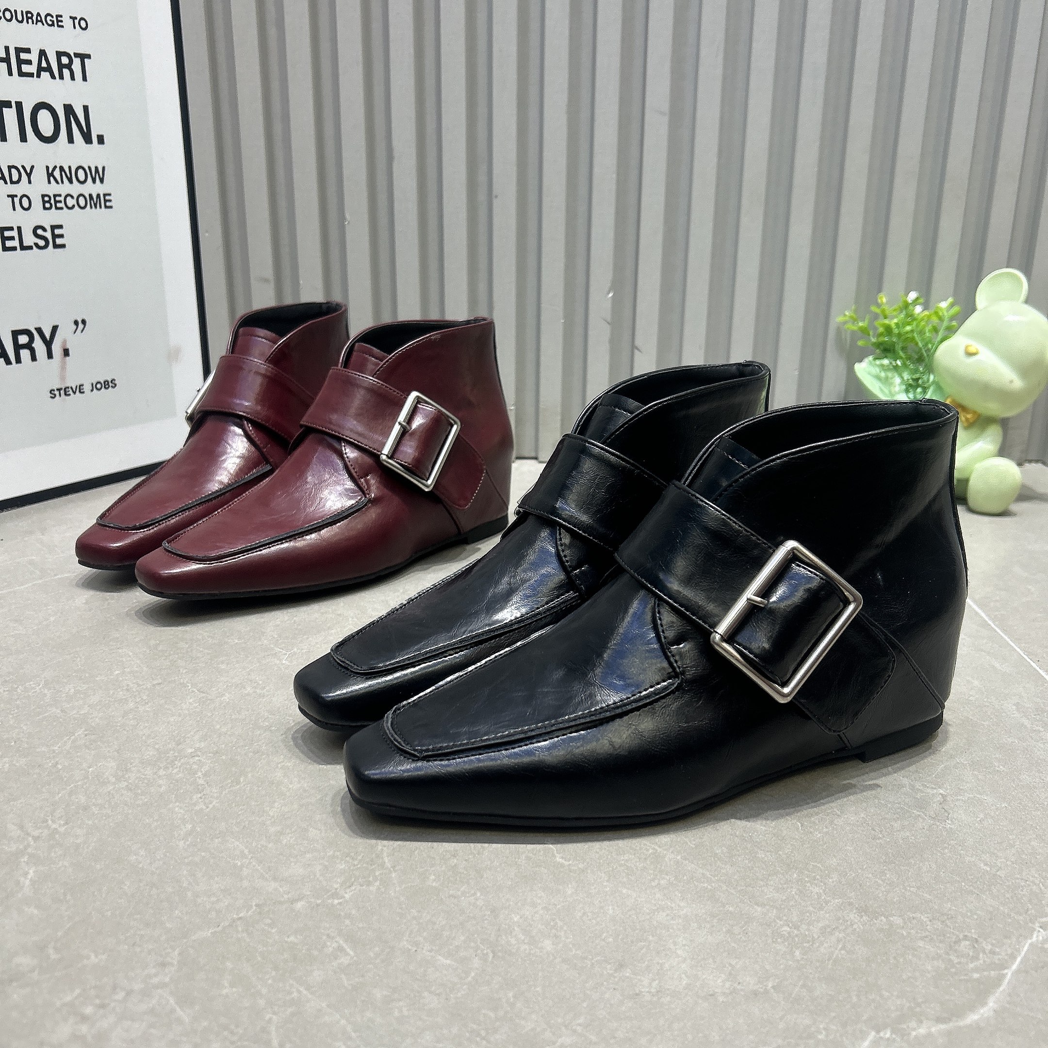 设计师款抖音欧货2026新款时尚英伦风时尚小方头低跟皮带扣单鞋女,女鞋,时装靴,淘宝优惠券,粉丝福利购,淘宝优惠卷