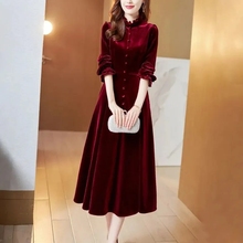 酒红色金丝绒连衣裙2024年春秋季新款女装高端大牌气质晚礼服长款