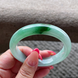 2026天然缅甸翡翠A货细糯飘绿正圈手镯57圈玉镯0324G10