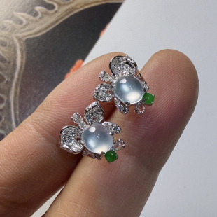 2026天然缅甸翡翠A货高冰种蛋面耳钉耳饰白月光18k金镶0325HX101