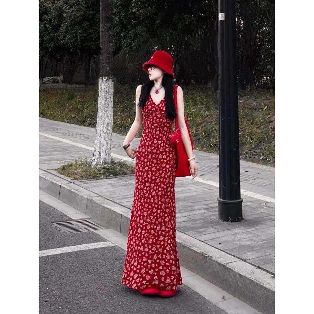 碎花长裙子拖地长款女装显高显瘦夏天度假港风连衣裙好看漂亮遮肚