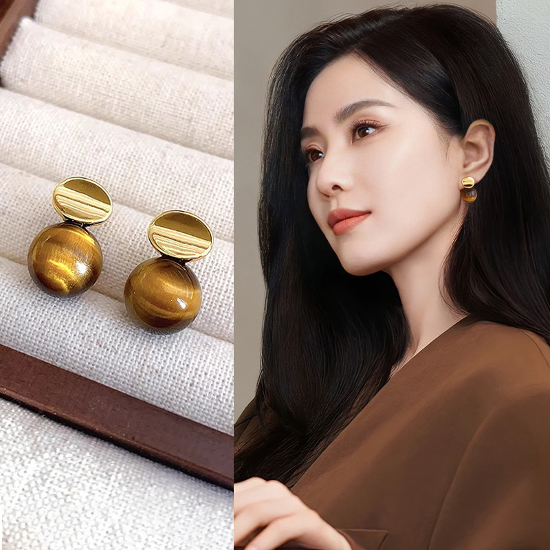 美拉德复古蚊香盘耳夹女无耳洞新款简约小众耳环秋冬轻奢气质耳饰,饰品/流行首饰/时尚饰品新,耳夹,淘宝优惠券,粉丝福利购,淘宝优惠卷