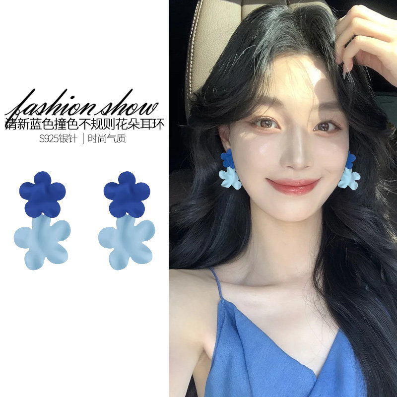 s925纯银耳钉蓝色花朵