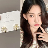 四叶草耳夹无耳洞女新款 小巧精致高级感花朵小众设计耳饰 2026新款