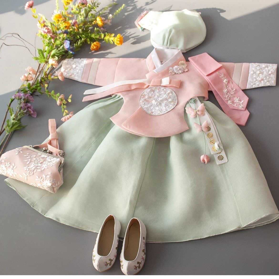 粉青/韩国传统服饰/韩服套装/韩服礼服/韩服出租/韩服租赁/表演服图片