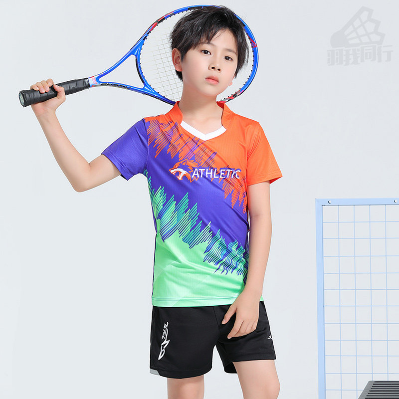 鹿仕尼儿童羽毛球服套装图片