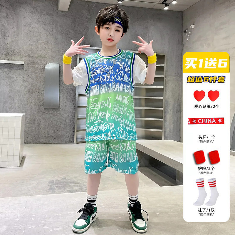 鹿仕尼儿童套装定制篮球服图片