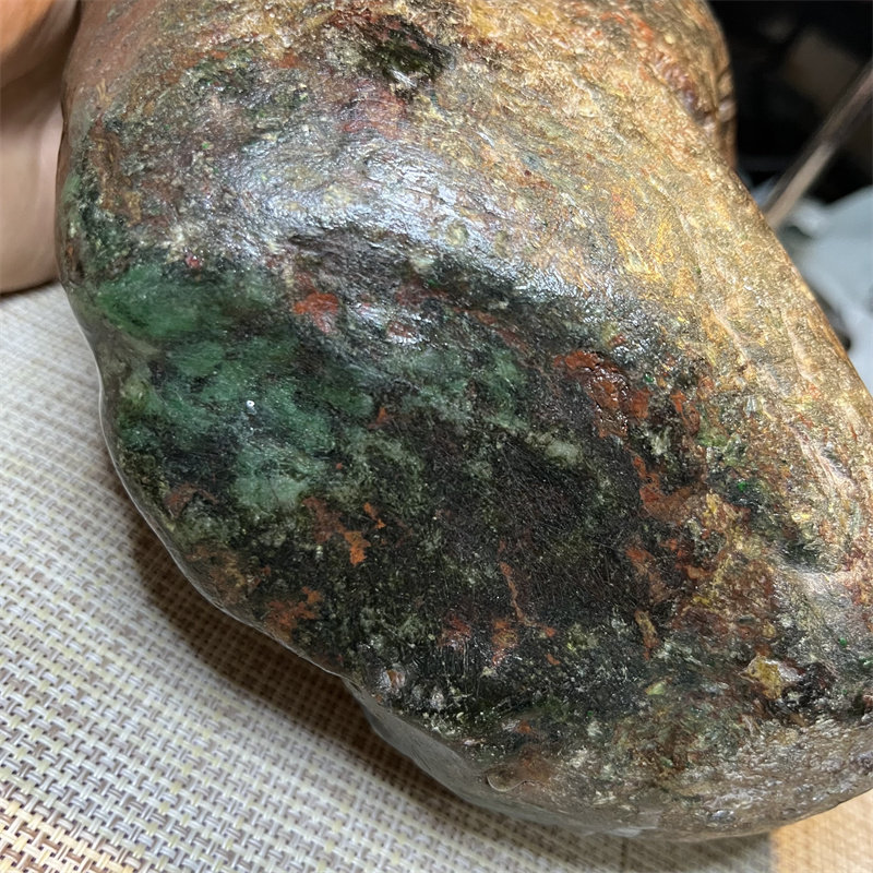 翡翠原石玉石毛料会卡色带种水阳绿水头化开色足手镯位高色冰阳绿