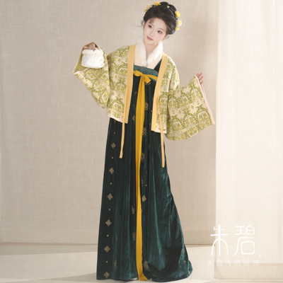 唐制秋冬汉服法门寺披衫丝绒齐胸