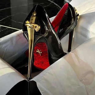 金属权杖高跟鞋女细跟不累脚印花红底尖头御姐黑色高级感漆皮单鞋