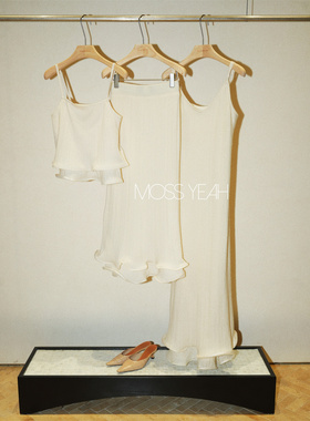 Moss烨〓绒+〓白色山羊绒 下摆双层立体花边吊带/半裙/吊带连衣裙