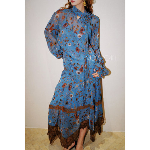 Moss烨〓设计师〓复古亮丝花卉 百褶花朵灯笼袖衬衫/蕾丝拼接伞裙