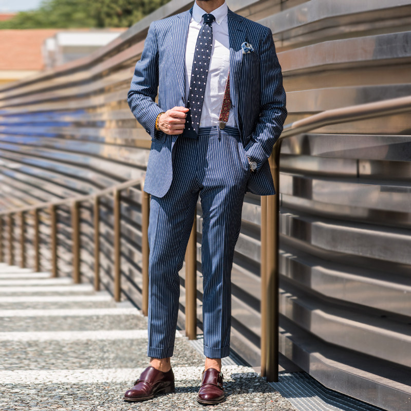 SPRING SUMMER MENS DARK BLUE PINSTRIPE FORMAL SUIT SUIT THIN MENS SINGLE-BREASTED NOTCH LAPELS AMERICAN CASUAL