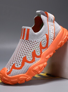 男童鞋夏季2026新款网面透气镂空儿童运动鞋软底一脚蹬夏男童网鞋