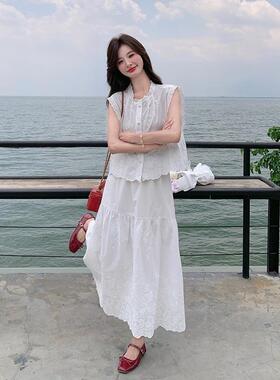 白色高减级感空刺绣马甲套裙女夏法镂C011-252式气质龄半身裙两件