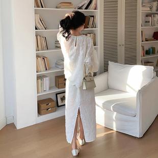 减镂B157FN90龄百搭套舒适计感花朵空刺绣套 两件春秋装 新款 设女装