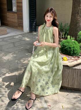 浅闲绿色森C087-C89系弛穿搭减龄波点挂脖连女衣裙夏季新款休松感