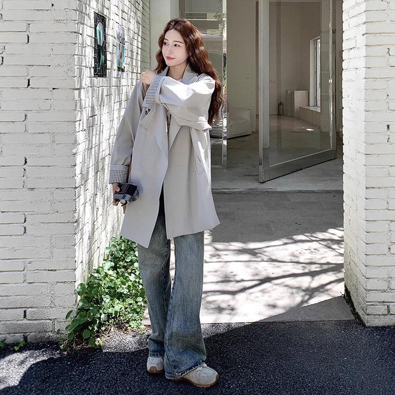 米色白韩系格纹拼接D037-993风衣外套女气秋季设计感质休中闲长款
