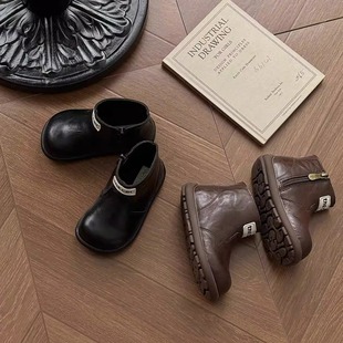 儿童马丁靴加绒2025秋冬季男童英伦风软底短靴女童保暖加厚小皮靴