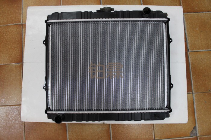 铂霖 长城赛弗 水箱 散热器 赛弗水箱 赛弗散热器 赛弗水箱 赛弗