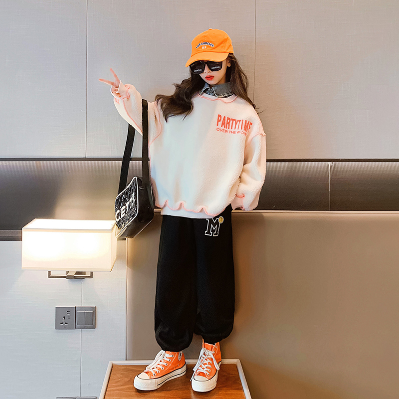女童加绒卫衣儿童加厚羊羔绒上衣
