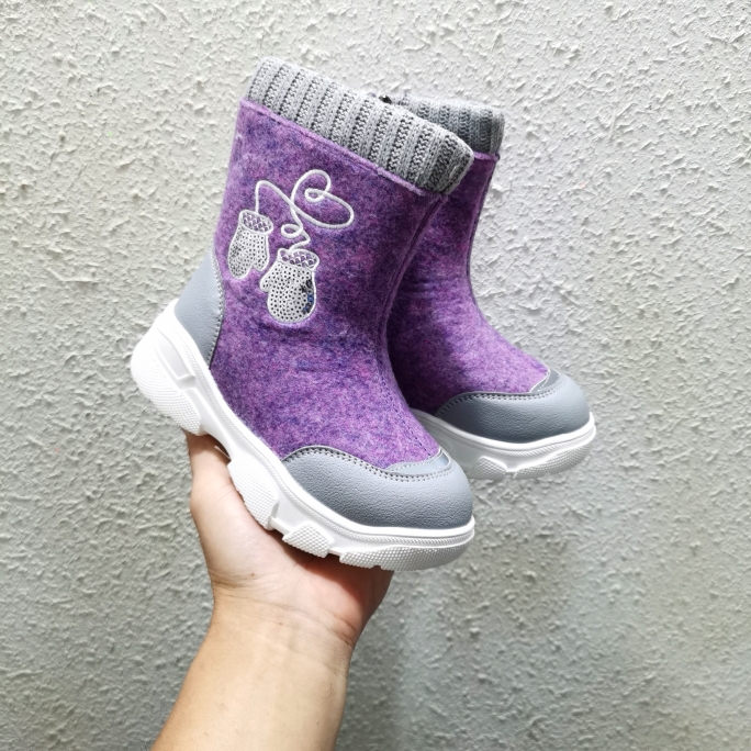 广州产出口俄罗斯男女童雪地靴含真羊毛靴防滑保暖童靴适合零下穿