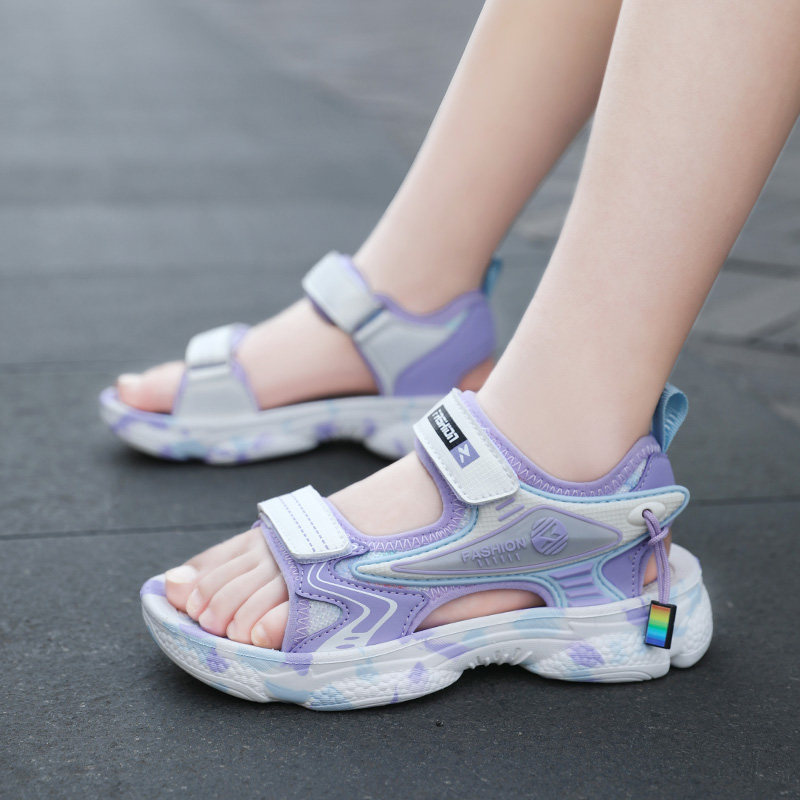203款夏季女童凉鞋中大学