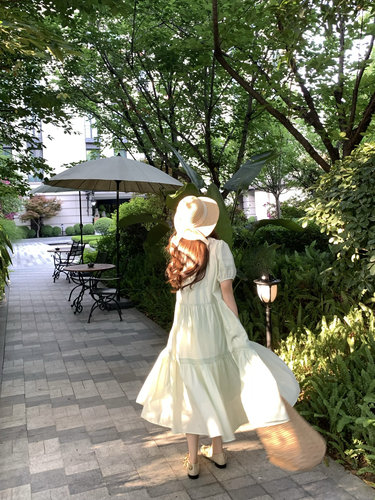PINKMOON/冰萃青提 淡绿色连衣裙 甜美蕾丝花边森系长裙