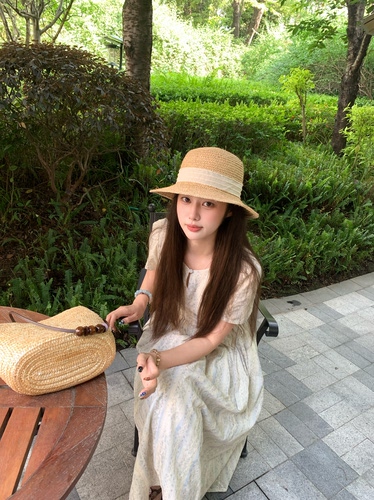 PINKMOON/浅雾花藤 法式碎花刺绣连衣裙 显瘦温柔风夏日茶歇裙