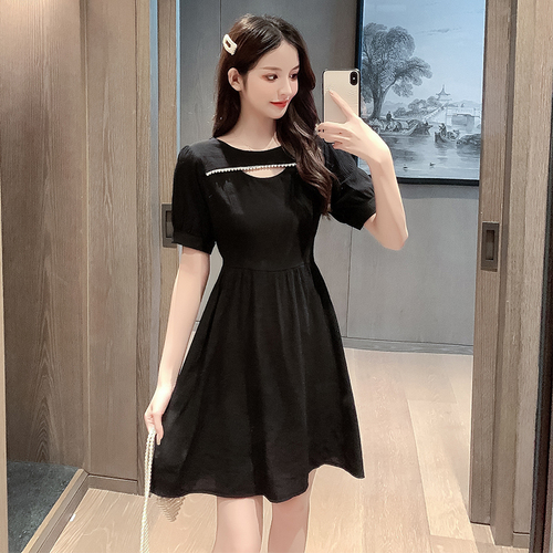 伊雪服饰 03YXFS8657