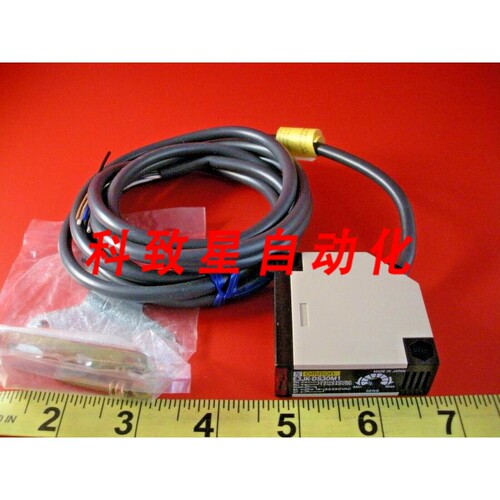 工业配件E3JK-DS30M1 光电传感器开关E3JK DS30M1 E3JKDS30M1 NN