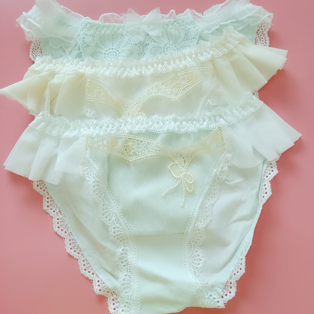 三条包邮透气舒适纯棉内裤女甜美蝴蝶结学生三角裤可爱胖次小内内