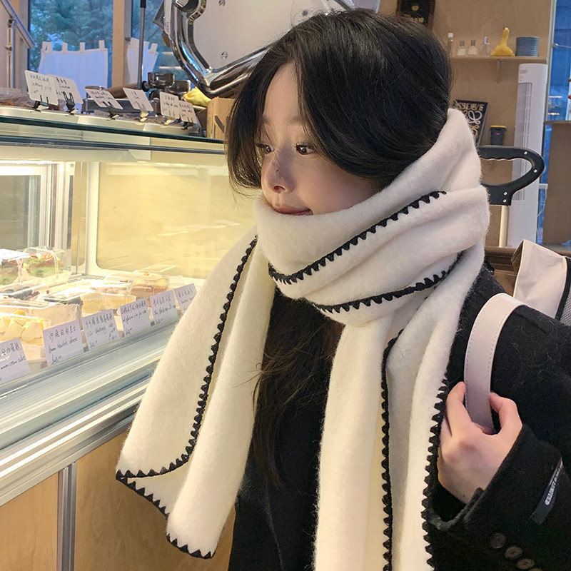 手工锁边羊毛围巾女冬季小香风大披肩气质加大加厚保暖软糯围脖