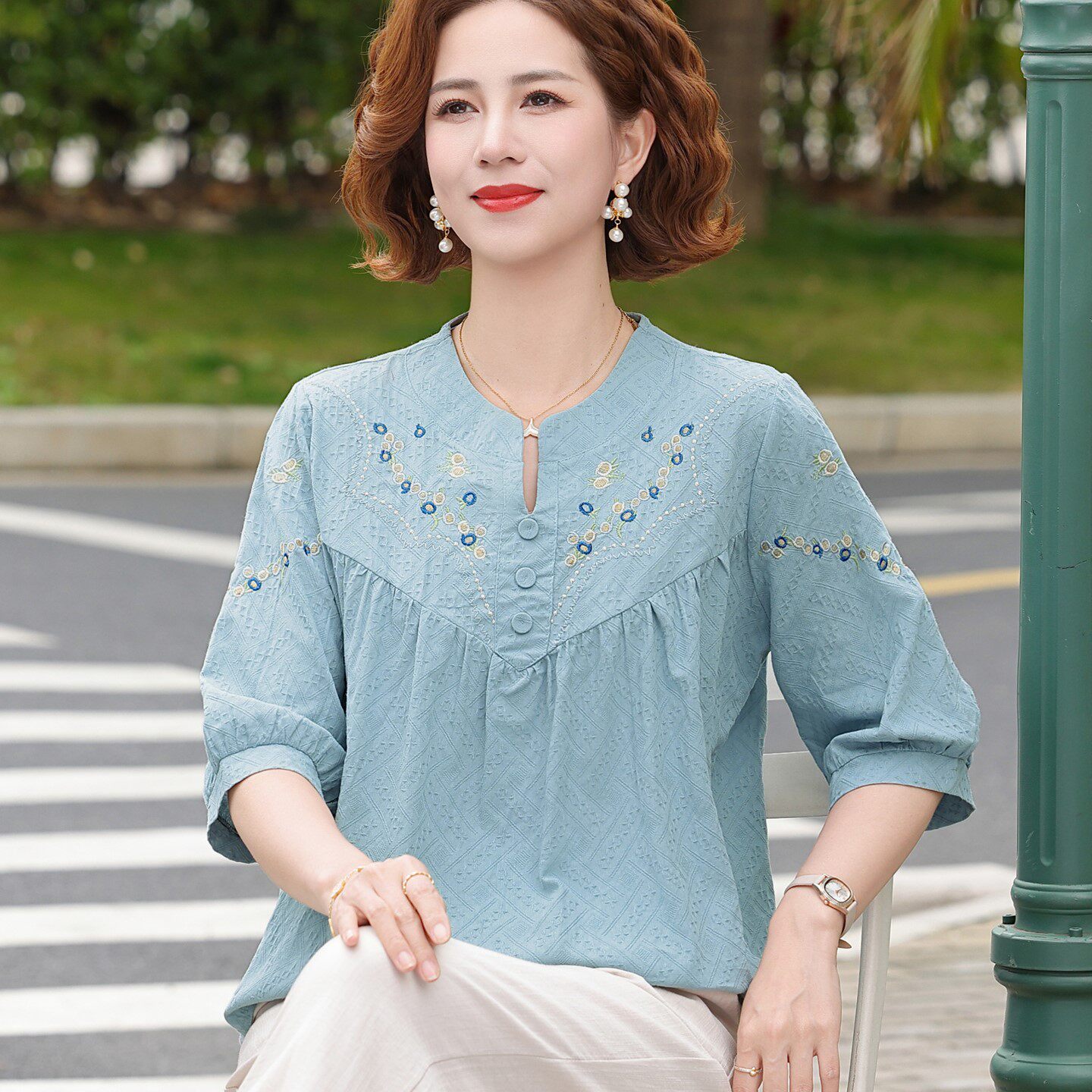 纯棉绸妈妈夏装洋气套装中年妇女夏季上衣中老年人棉麻小衫两件套