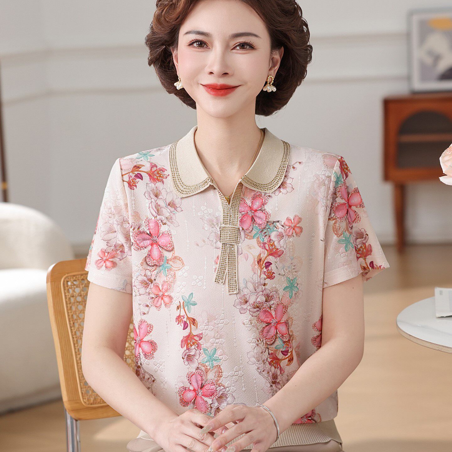 中老年薄款翻领上衣中年妈妈夏季洋气小衫妇女装母亲节短袖T恤衫