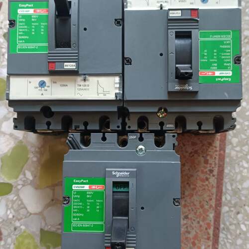 可维修塑壳断路器CVS160F，CVS250F，(3P，TM