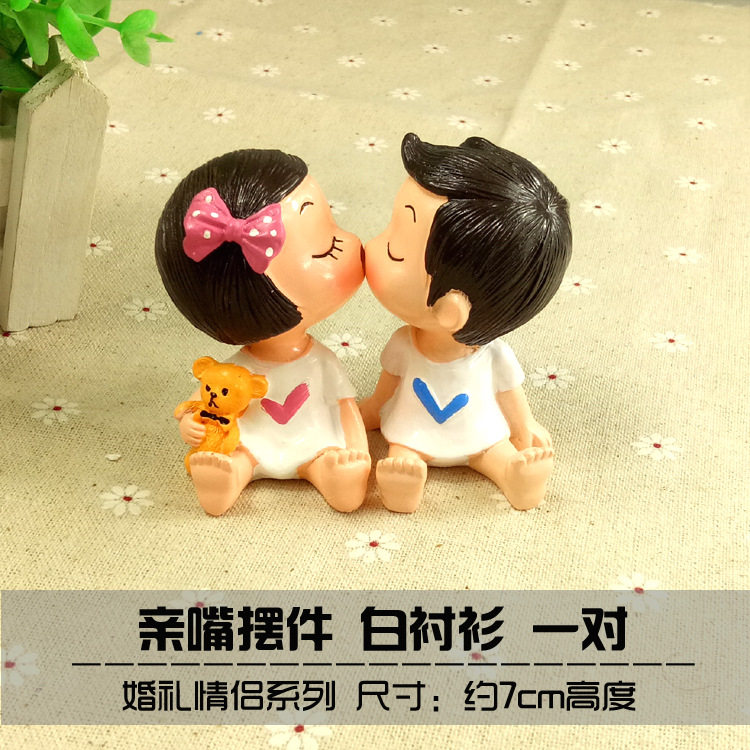 儿童宝宝烘焙蛋糕装饰摆件生日派对甜品台亲嘴娃娃情景插件插牌