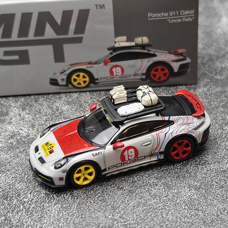 MINIGT 1:64 保时捷 911 Dakar 