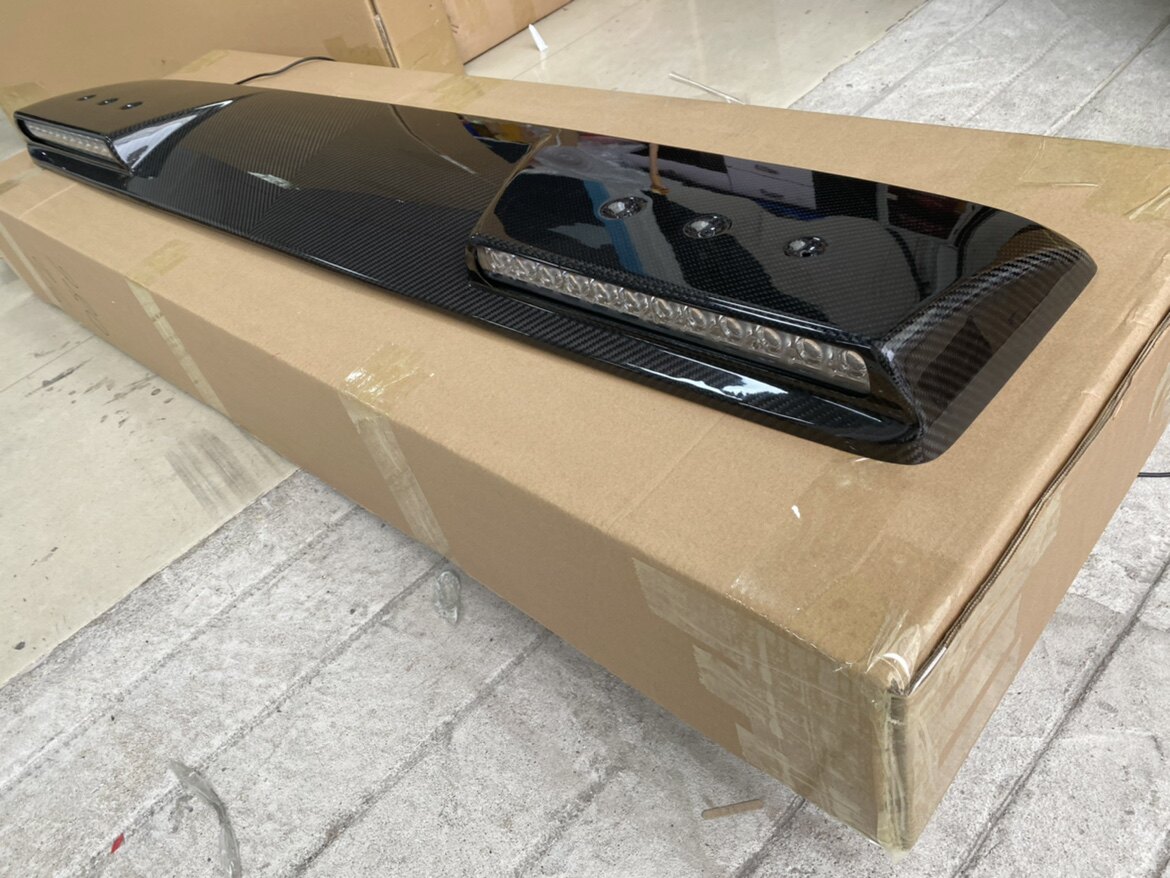19|20 메르세데스-벤츠 W464G500G63G550G350 수정된 BRABUS 탑 윙 BRABUS 탄소 섬유 돔 라이트