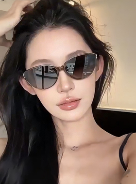 新款复古猫眼墨镜女夏季出游遮阳防紫外线时尚太阳镜方圆脸显脸小