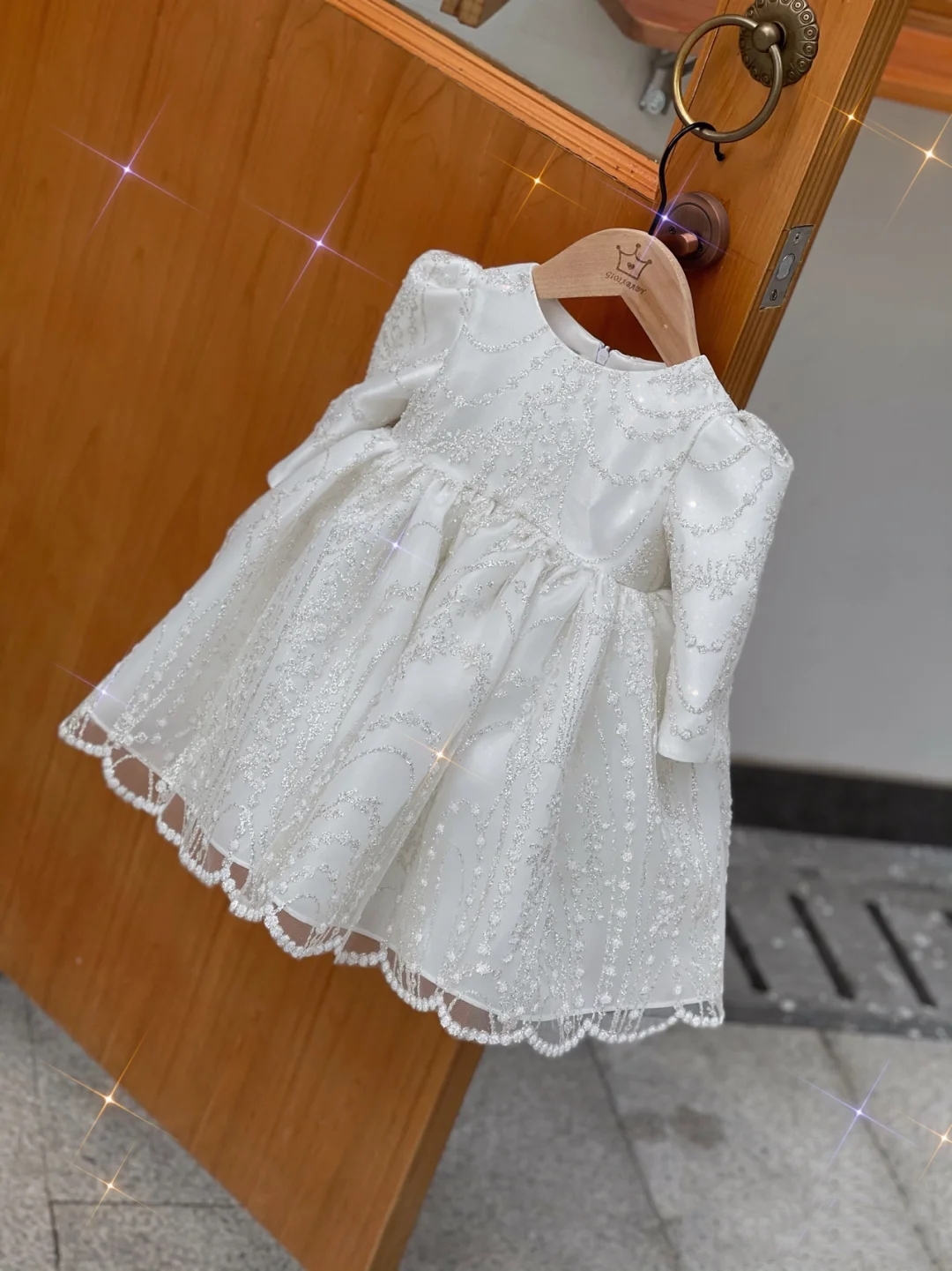 女童公主风礼服裙宝宝婚纱主持人钢琴演出服高端走秀生日花童洋气