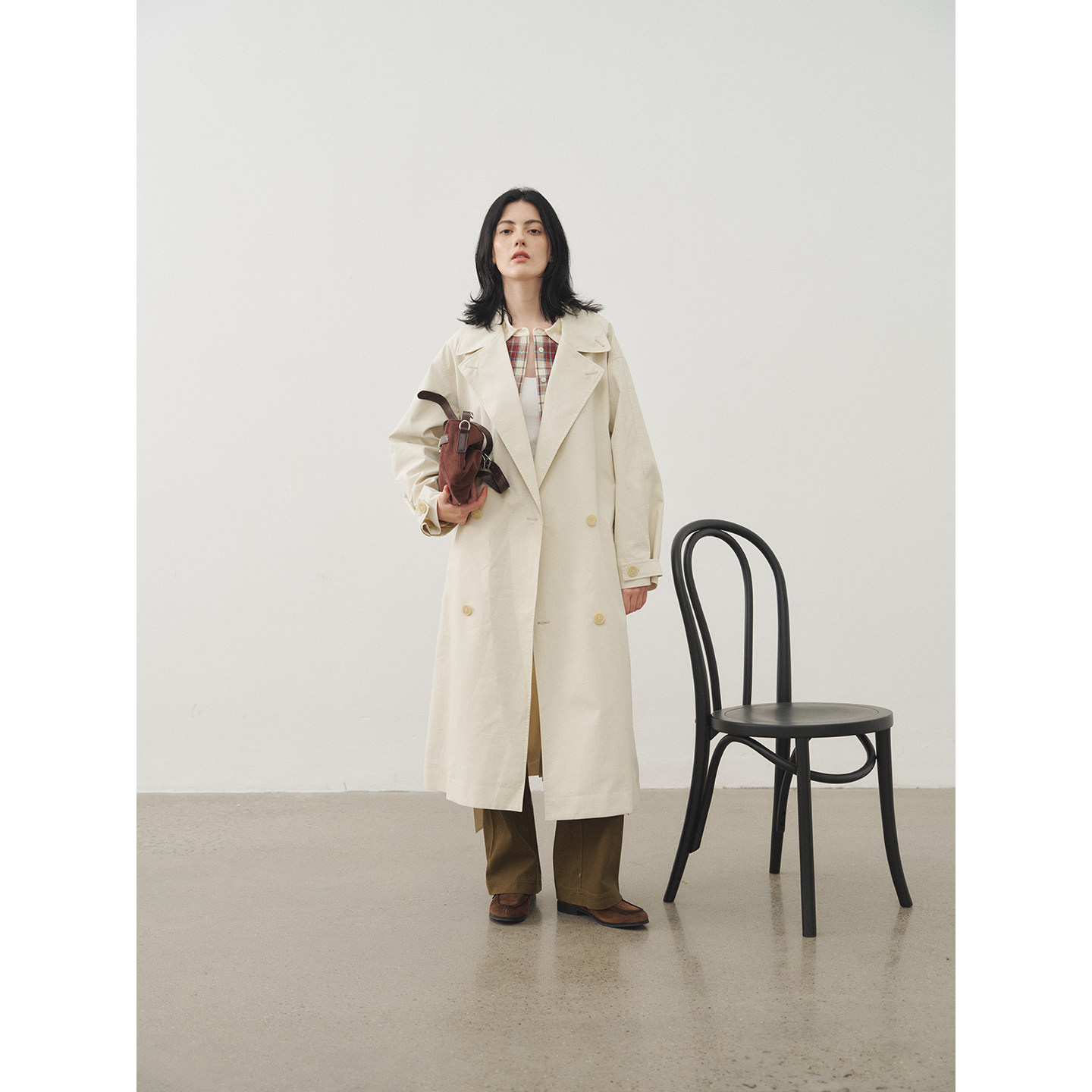 PIERZ/25秋新 微皱肌理棉大翻领茧型高级系带长款风衣外套女