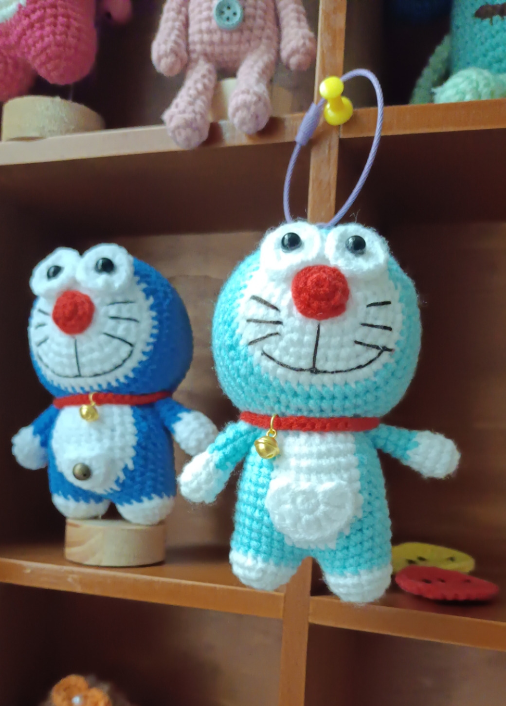 成品毛线编织哆啦a梦钥匙扣挂件叮当猫蓝胖子小玩偶送男女生礼物