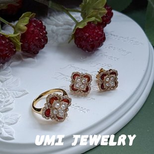 UMI家·轻珠宝/S925银镀k金红玉髓珍珠四叶草耳钉戒指套装高级感