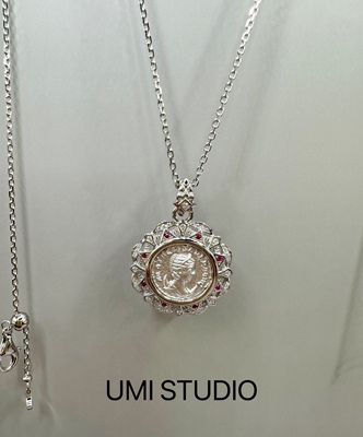 UMI家·轻珠宝/S925银镀真金·哑银财富女神古币红宝万能扣吊坠